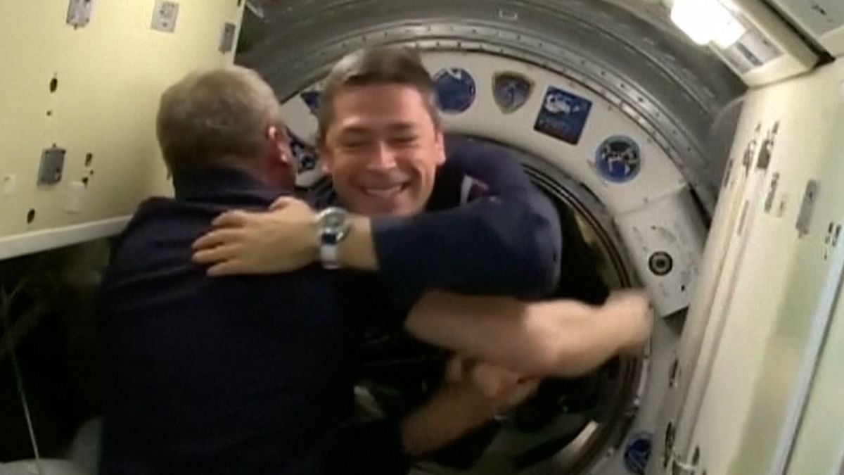 Na ISS je až do příštího týdne deset astronautů